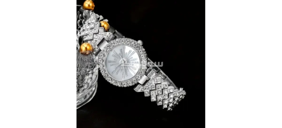 طقم اكسسوارات نسائي شامل باللون الفضي - 2